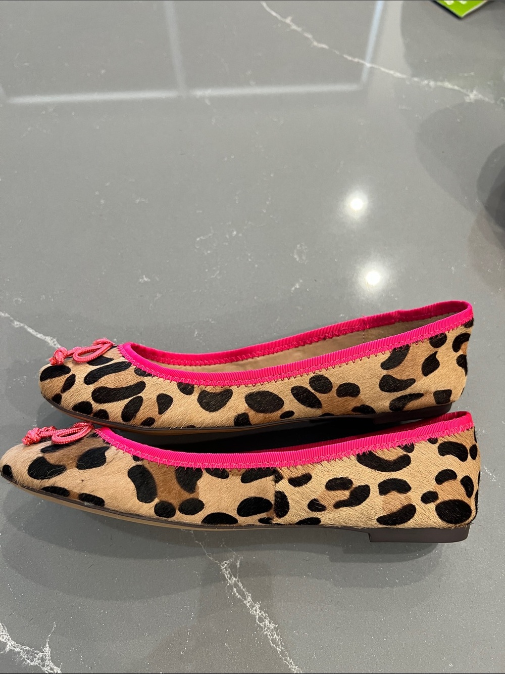 Steve Madden Leopard Ballet Flats with Hot Pink Trim US 7.5 - Picture 3 of 7